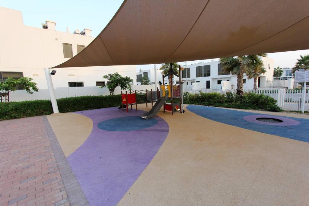 Specious 3 Bedrooms With Maid Room Villa Dubaj Exteriér fotografie